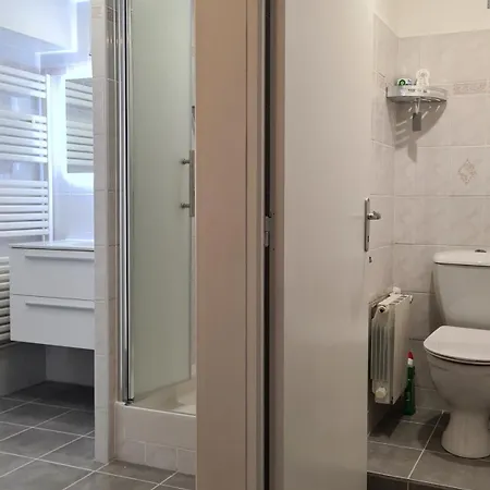 Le Malpas Woodpecker Appartement *