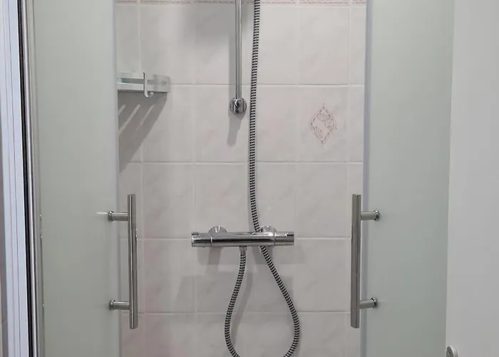 Apartment Le Malpas Woodpecker Belvès