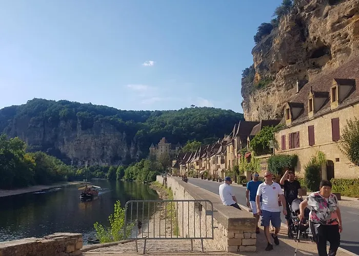 Le Malpas Woodpecker Apartment *